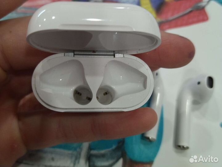 Беспроводные наушники apple airpods