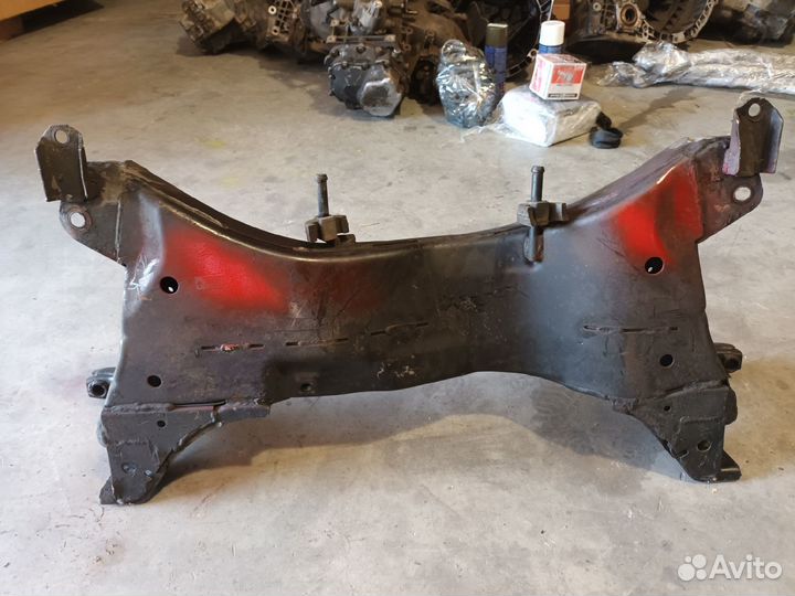 Подрамник передний Mitsubishi Lancer 9 MR510285