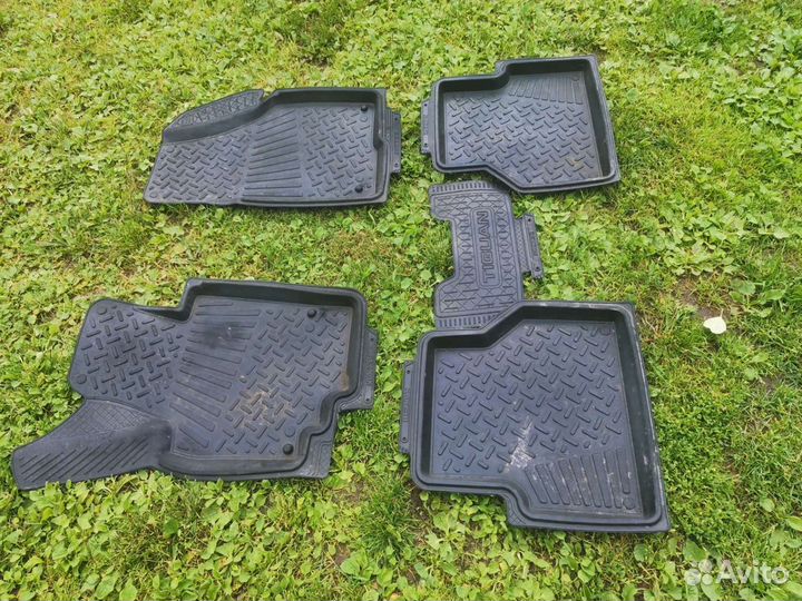 Коврики tiguan 1