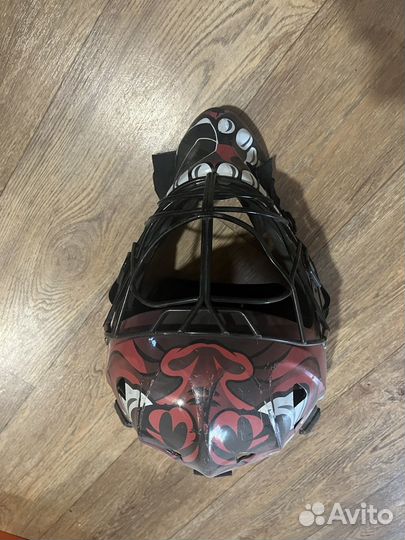 Шлем хоккейный