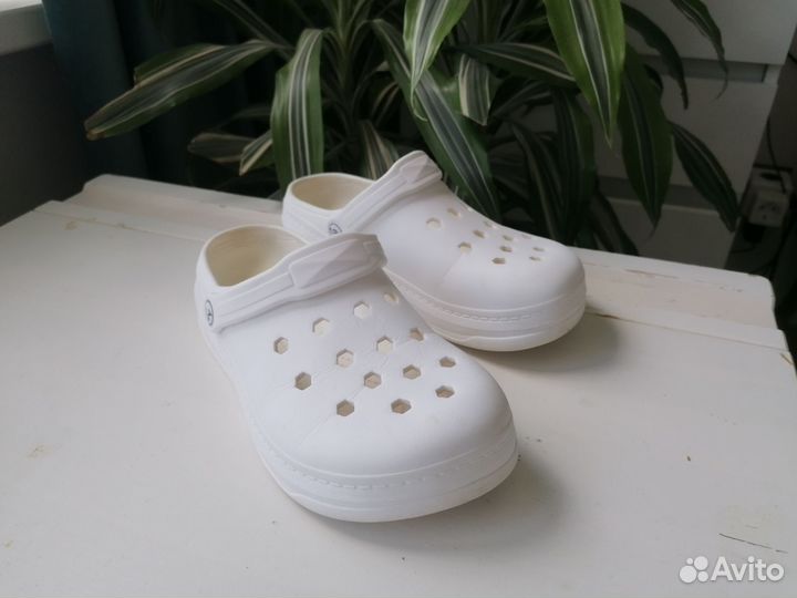 Crocs женские сабо кроксы 37