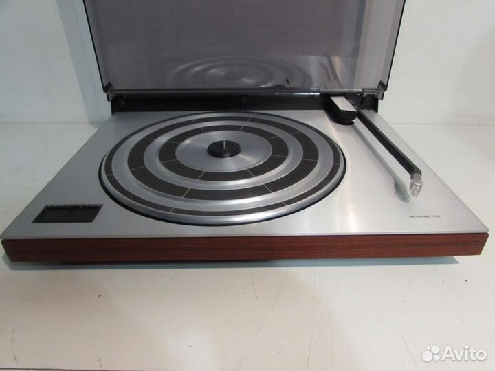 Bang Olufsen Beogram 1102 Виниловый проигрыватель