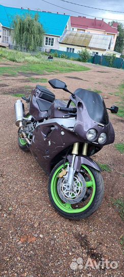 Kawasaki zxr400