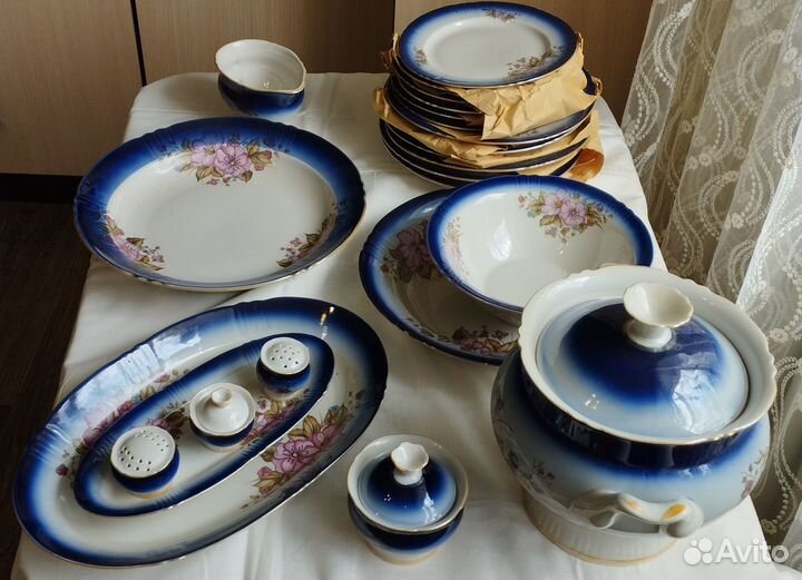 Столовый сервиз (новый)