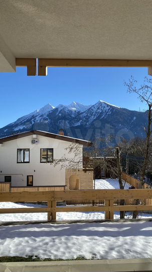 Коттедж 200 м² на участке 5 сот.