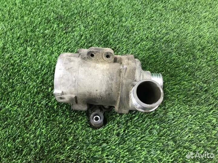 Помпа Bmw 5 F10 N52B25 2011