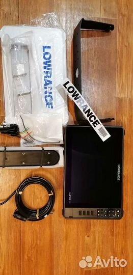 Lowrance HDS 12 live AI3in1