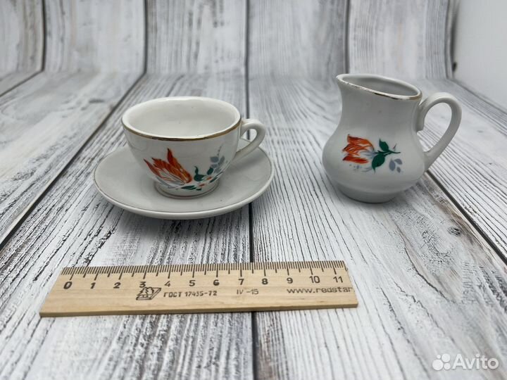 Чашка и молочник миниатюрные