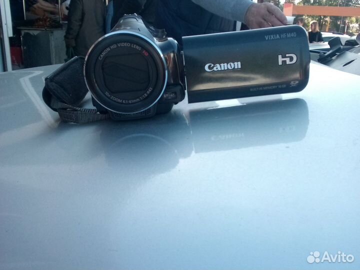 Видеокамера canon
