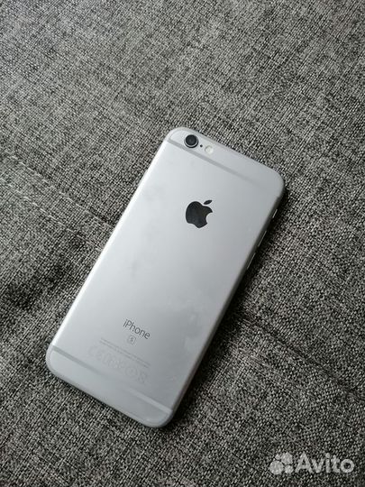 iPhone 6S, 64 ГБ