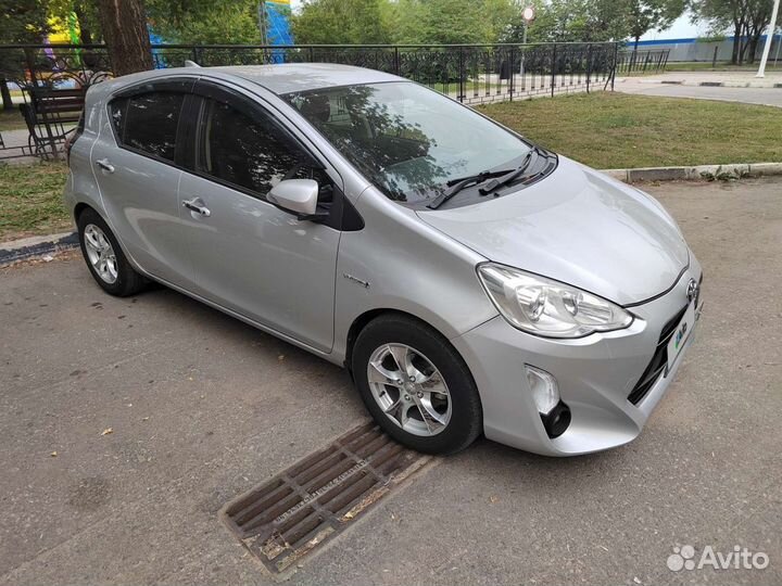 Toyota Aqua 1.5 AT, 2015, 120 000 км
