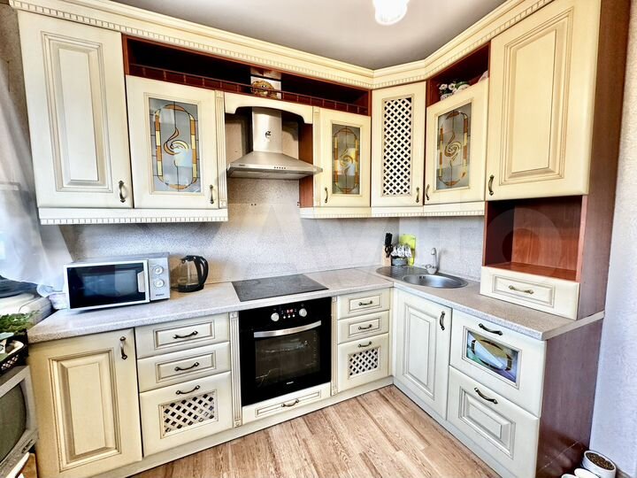 4-к. квартира, 77 м², 5/9 эт.