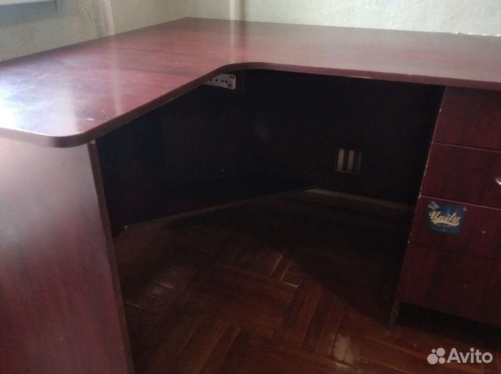 Угловой письменный стол (бу)