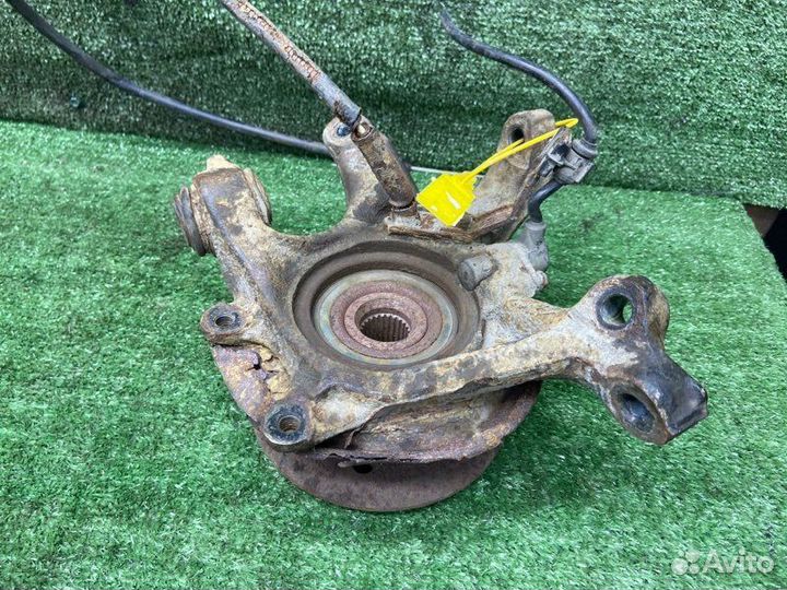 Поворотный кулак задний правый Mercedes-Benz E