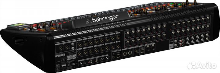Микшерный пульт Behringer X32