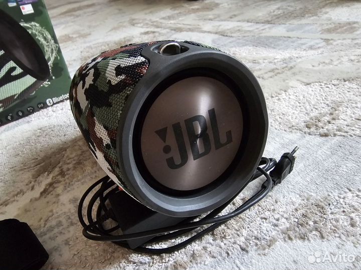 Портативная колонка JBL Xtreme