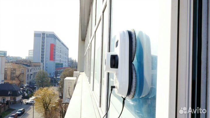 Робот мойщик окон