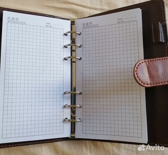 Ежедневник с калькулятором в кожанном переплете