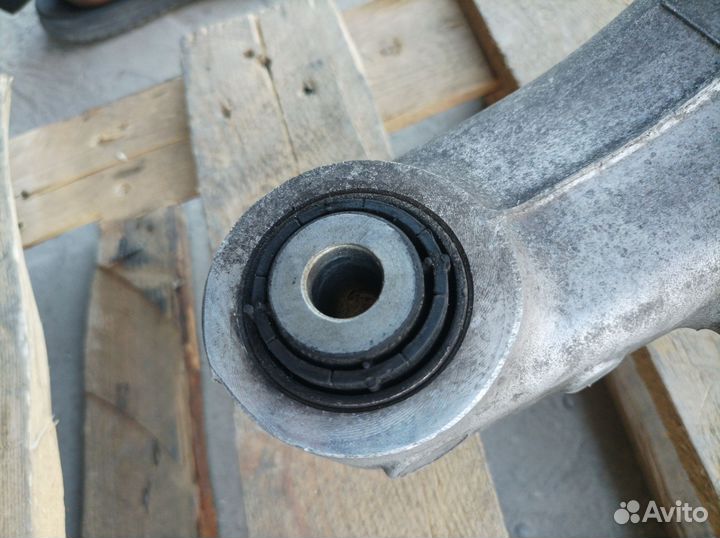 Правый h образный рычаг BMW X5 E70