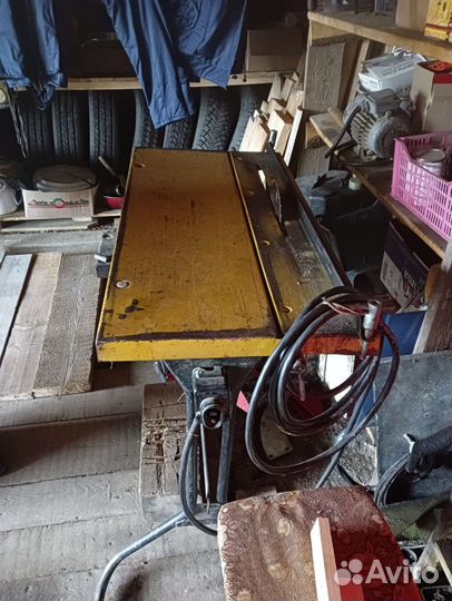 Станок деревообрабатывающий