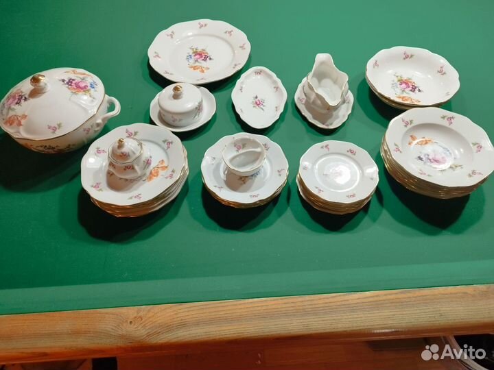 Набор столовой посуды на 6 персон