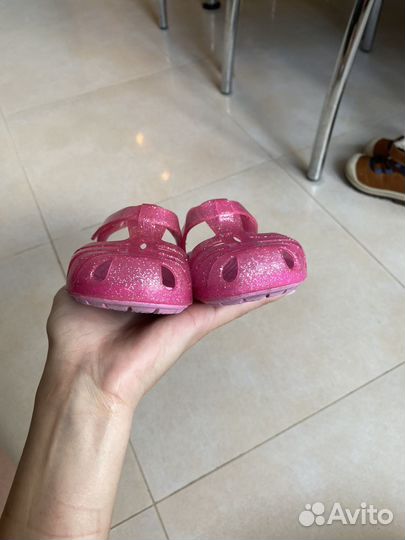 Crocs на девочку сандали 22 размер