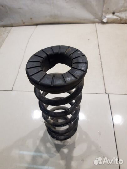 Пружина подвески (задняя, левая) (Kia Sorento IV)
