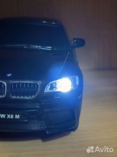 Машина на радиоуправлении BMW X6