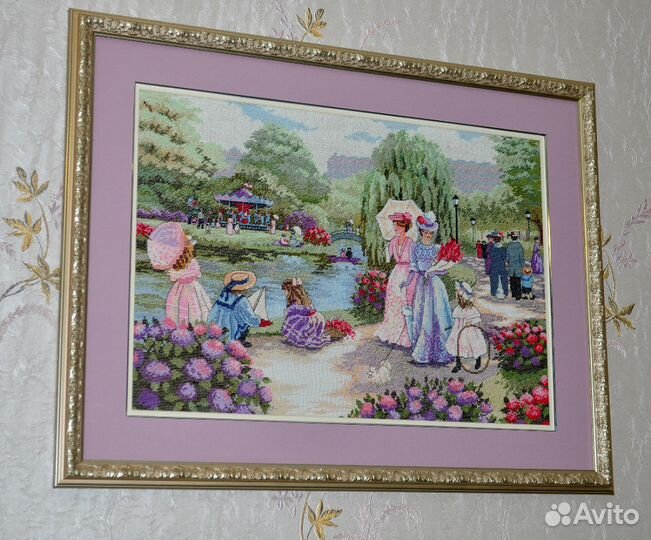 Вышивка крестом *В парке*