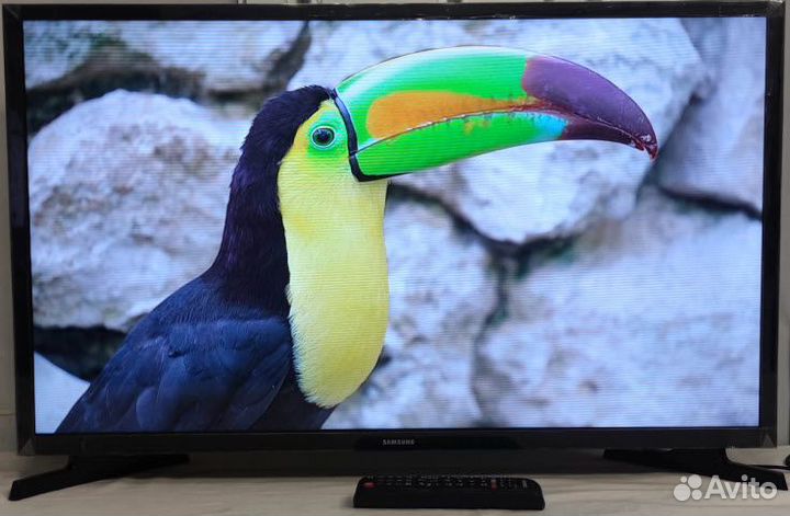 LED SMART телевизор Samsung 32 дюйма
