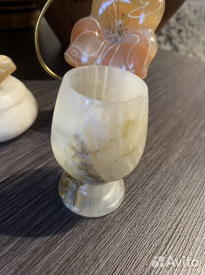 Подсвечник из оникса, шкатулка