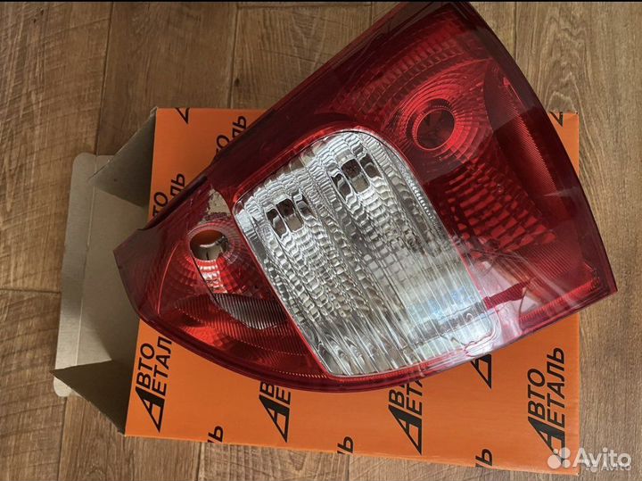 Задний фонарь калина 1