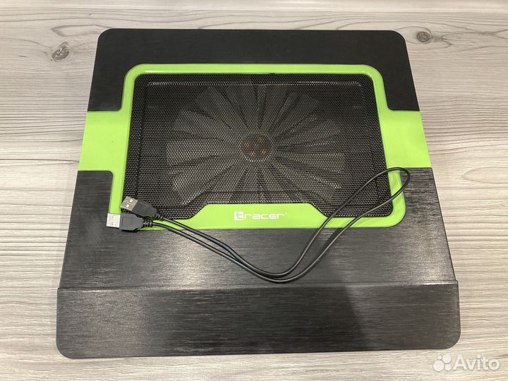 Подставка для ноутбука с вентилятором Tracer