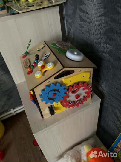 Бизиборд 1000