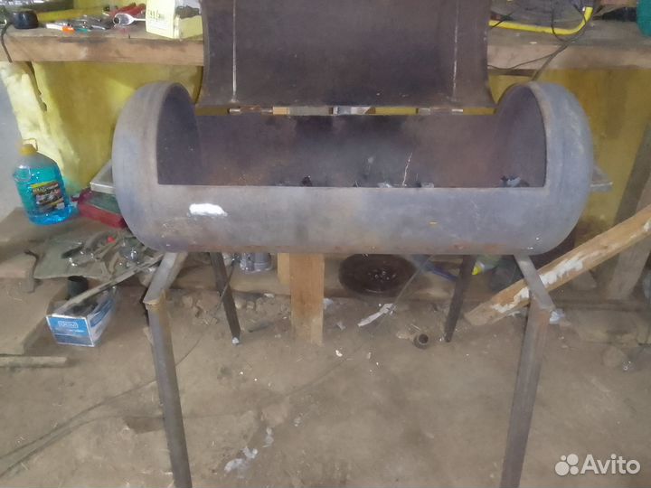 Мангальный комплекс с крышей.барбекю