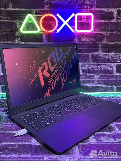 Ноутбук Dell i3-11gen/8/256 (рассрочка)