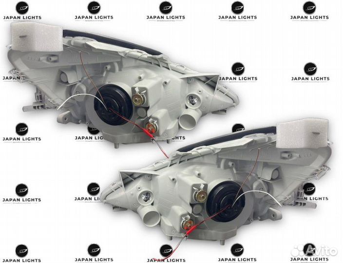 Фары линзовые с анг. глазками передние Toyota