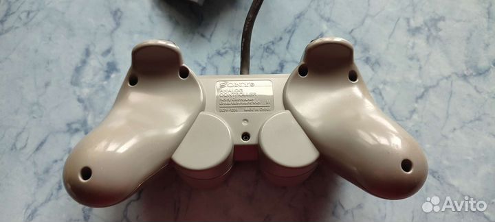 Gamepad PS1, Controller dualshock