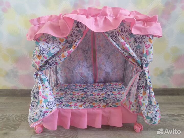 Кроватка для кукол