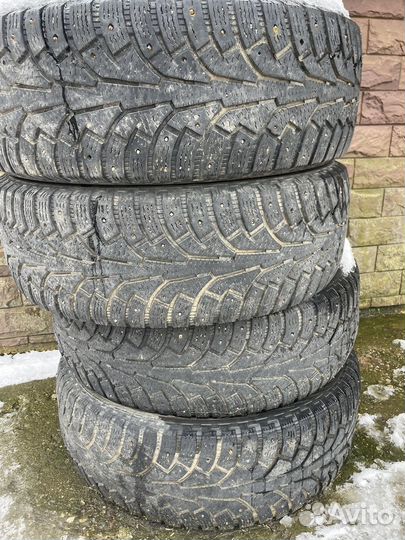Nokian Tyres Hakkapeliitta 5 235/65 R17