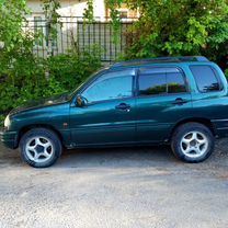 Suzuki Escudo 2.0 AT, 1999, 254 510 км, с пробегом, цена 790 000 руб.