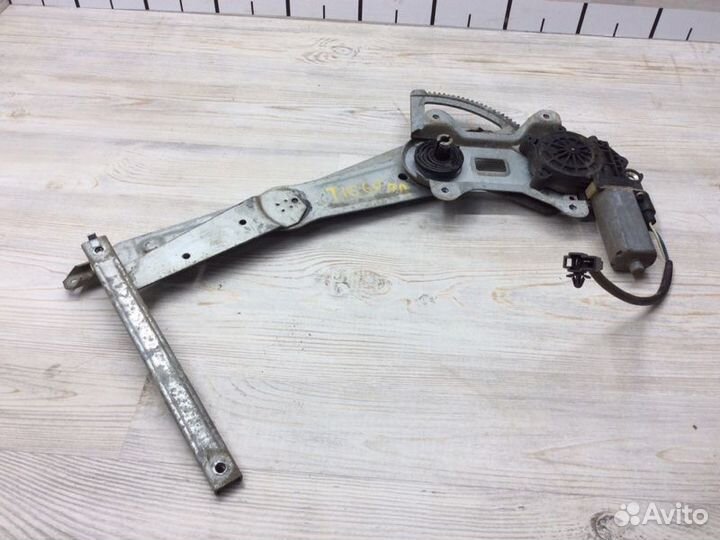 Стеклоподъемник электрический передний правый