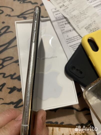 iPhone X, 64 ГБ