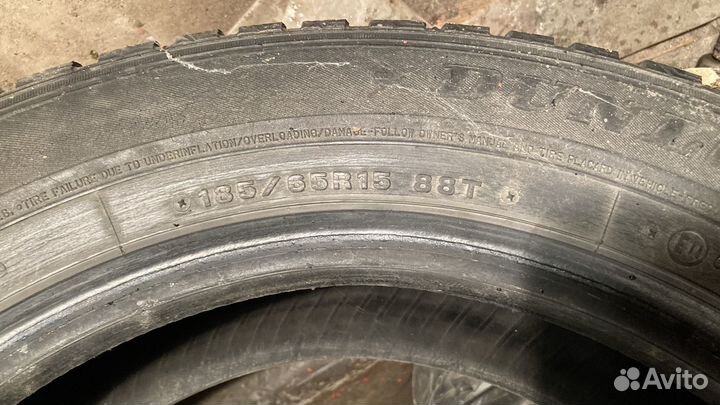 Dunlop SP Winter Ice 01 185/65 R15 88T