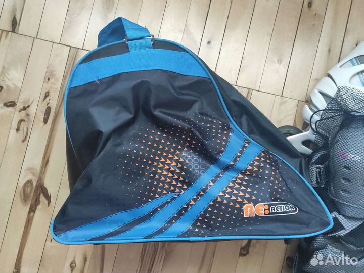 Комплект:Роликовые коньки RE:action, сумка, защита