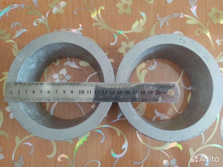 Проставки над передними пружинами T Land Cruiser