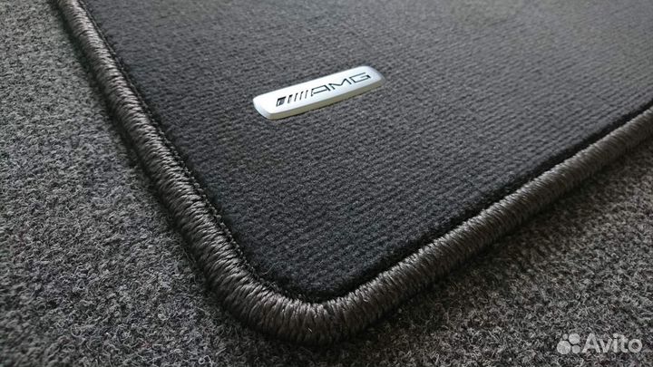 Ворсовые коврики на Mercedes W126