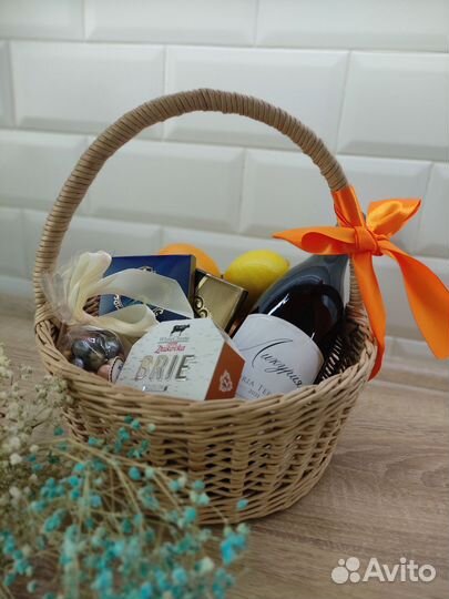 Корзина для упаковки подарков