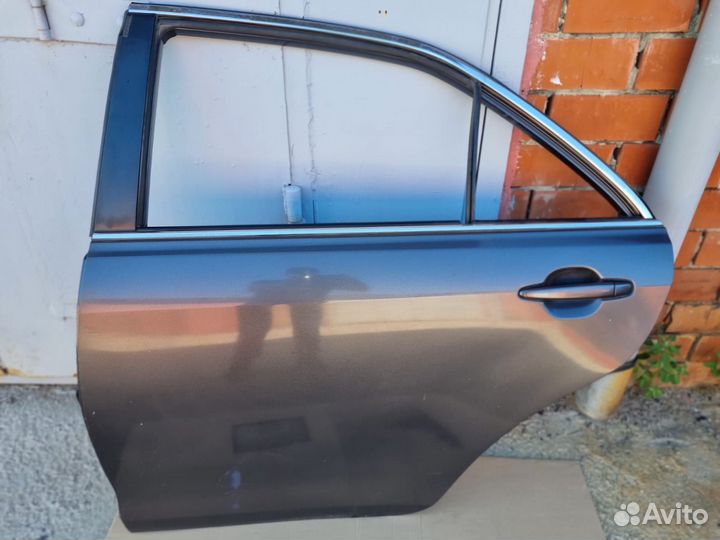 Двери от toyota Камри