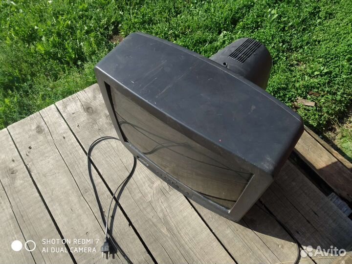 Продам телевизор